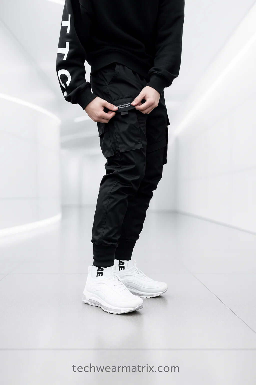 Vortex-7 Techwear Jogger