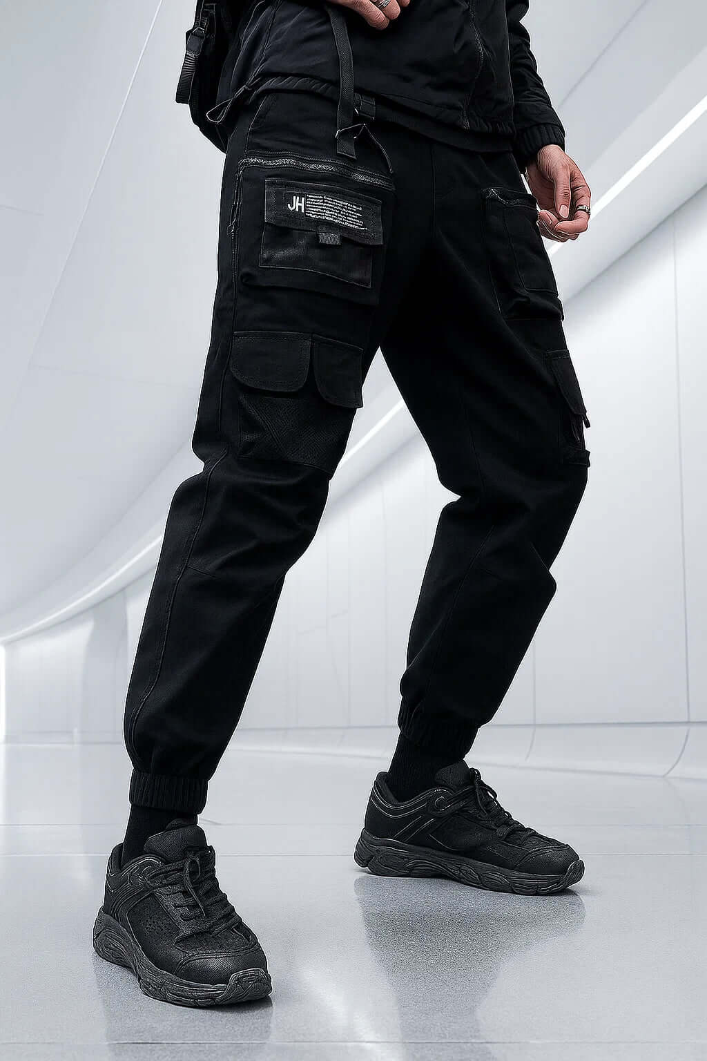 Obsidian-5 Darkwear Cargo Pants