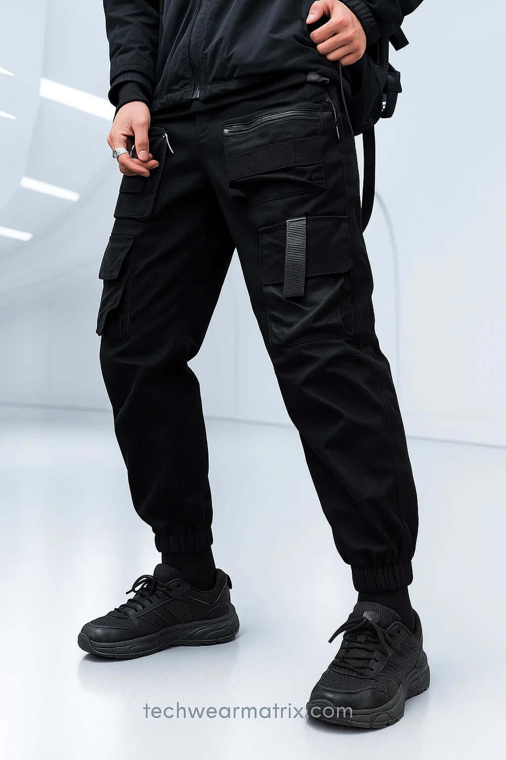 Obsidian-5 Darkwear Cargo Pants