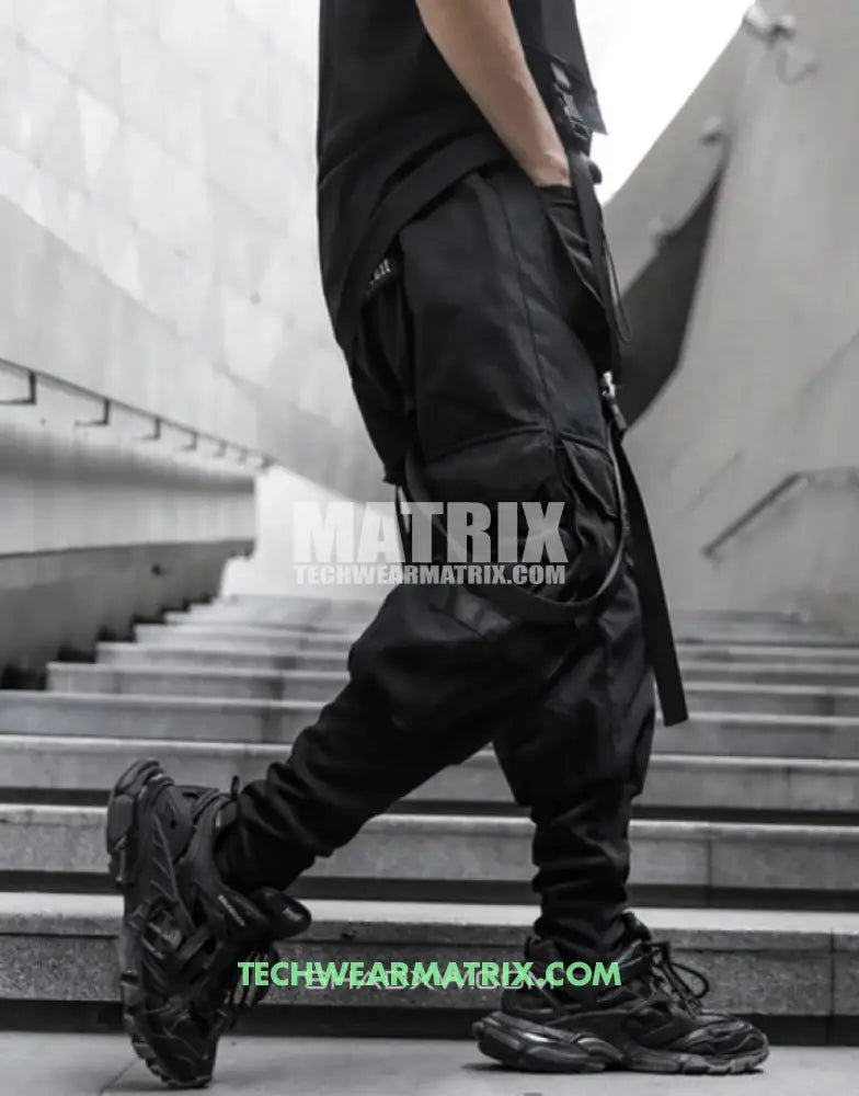 Tactical cargo pants with straps