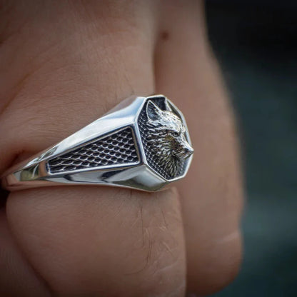 Wolf Ring