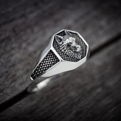 Wolf Ring